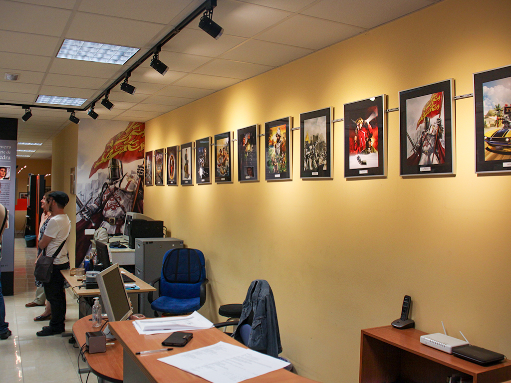 Algunas de las reproducciones expuestas.